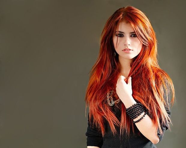 Estelle fiery red