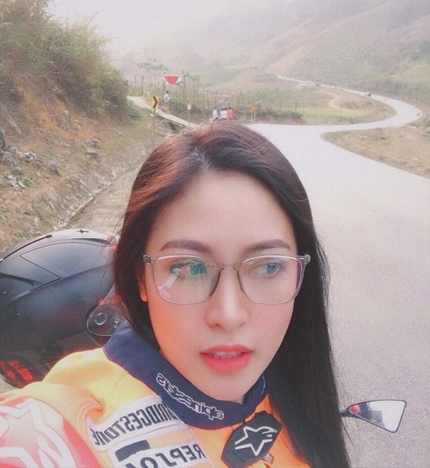Asian Vietnamese Selfie