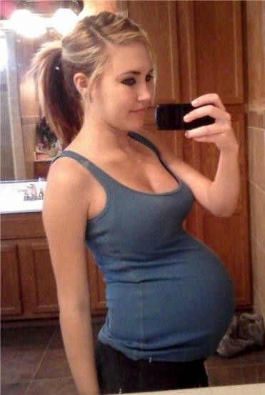 Pregnant Teen Selfie