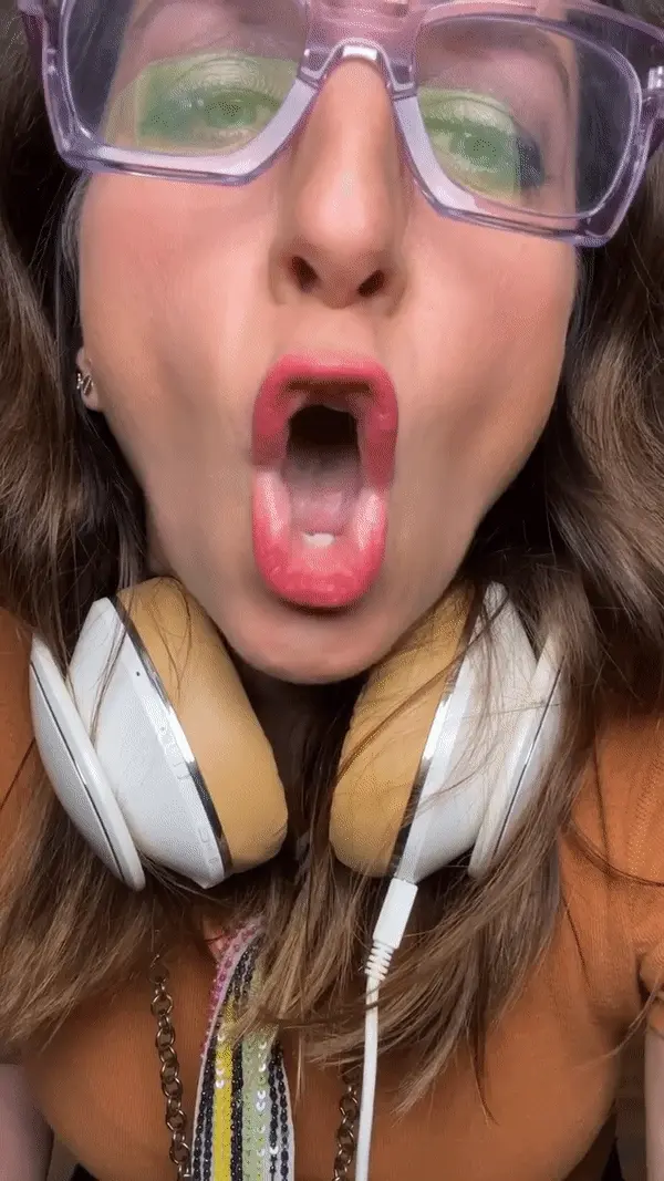 Chelsea Peretti