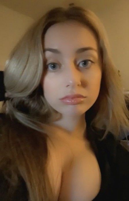 I would love to suck on those boobs