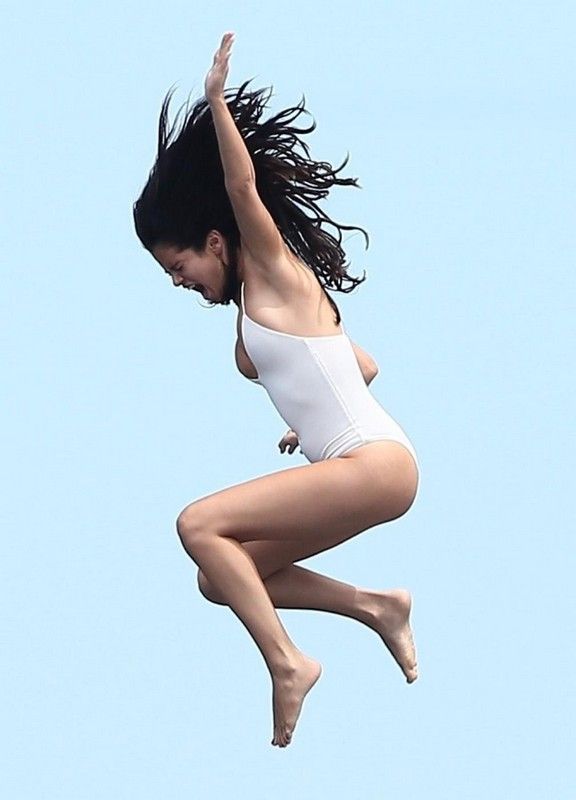 Selena Gomez See-Through One-Piece Set Leaked