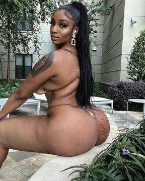 Sophia Ifeoma having a seat...