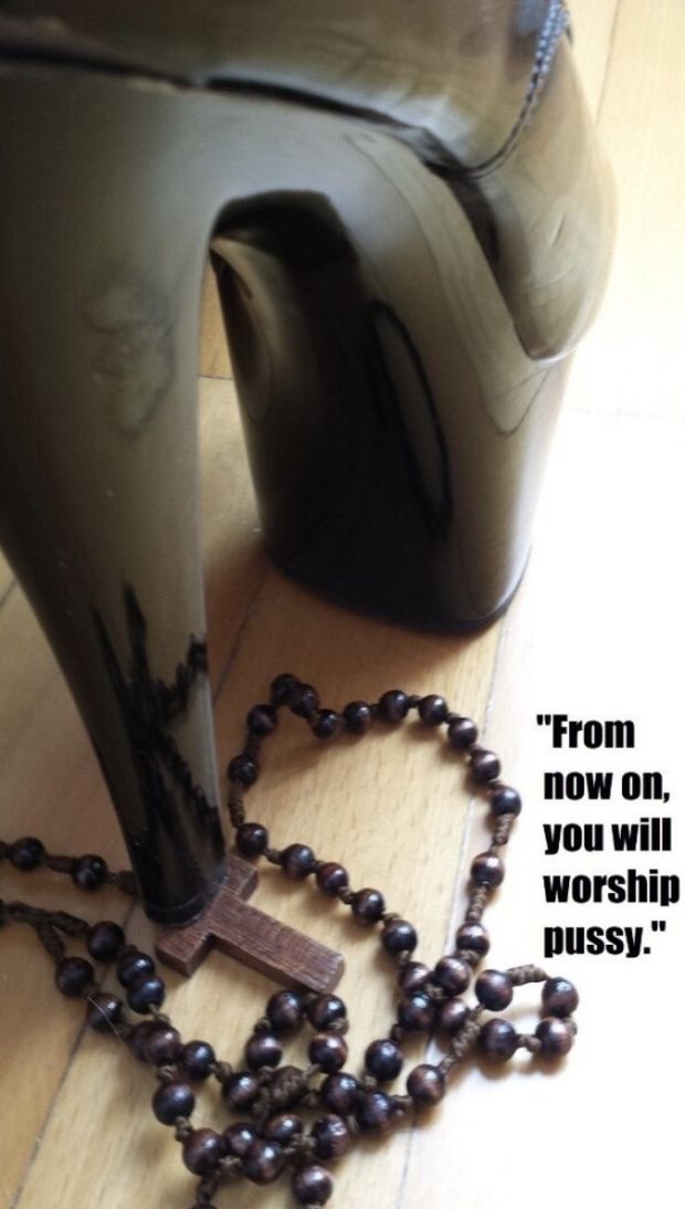 Worship pussy