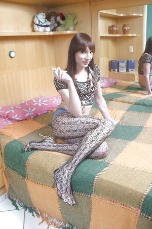 You took your time to get all dressed up. Do you expect us to talk? I want to fuck !