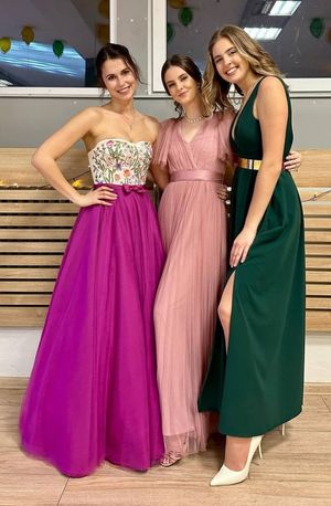 Choose one and f*ck her hard! 61 ❤️