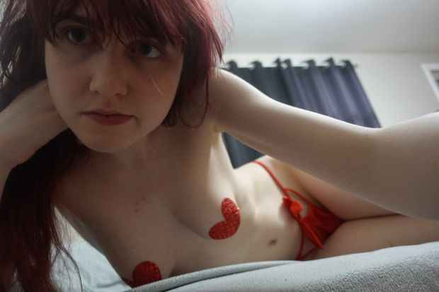 Cute Red Haired Egirl Fansly Model In Red Ribbon Lingerie And Heart Pasties (MagicalMysticVA)