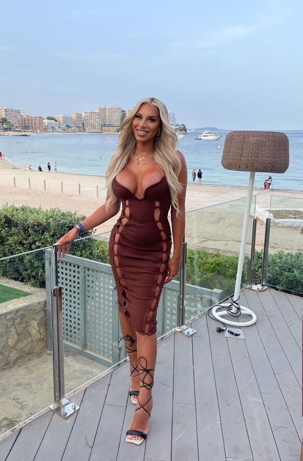 brown dress