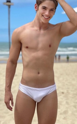 I'm dying to see his dick