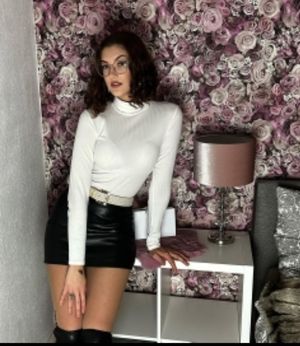 Random but more sexy es fuck