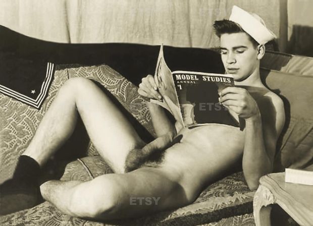 Sailor read nude