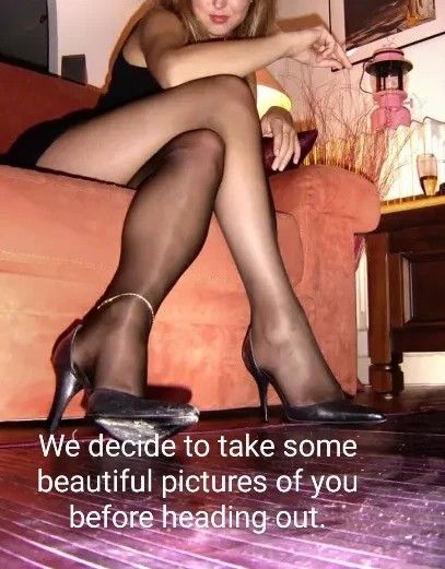 Look at that Anklet, Cucky, think he will know???
