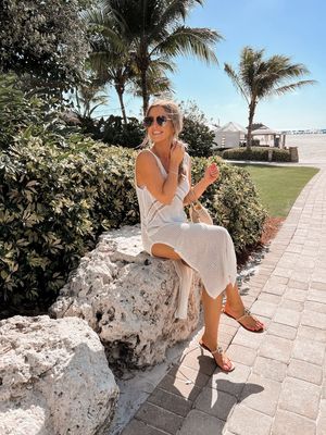 Excited for a new stranger to come a calling!!