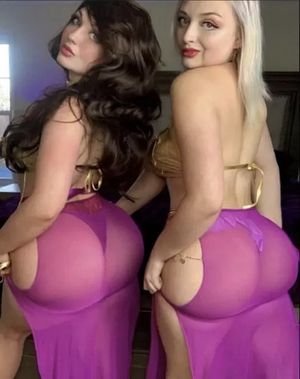 Khaleesi chan & Erin Evee