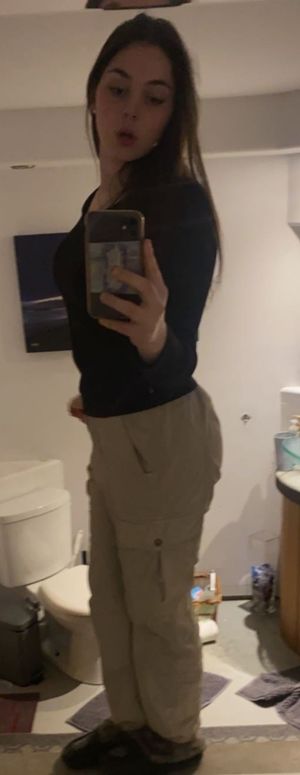 Beatrix full body selfie ass in pants