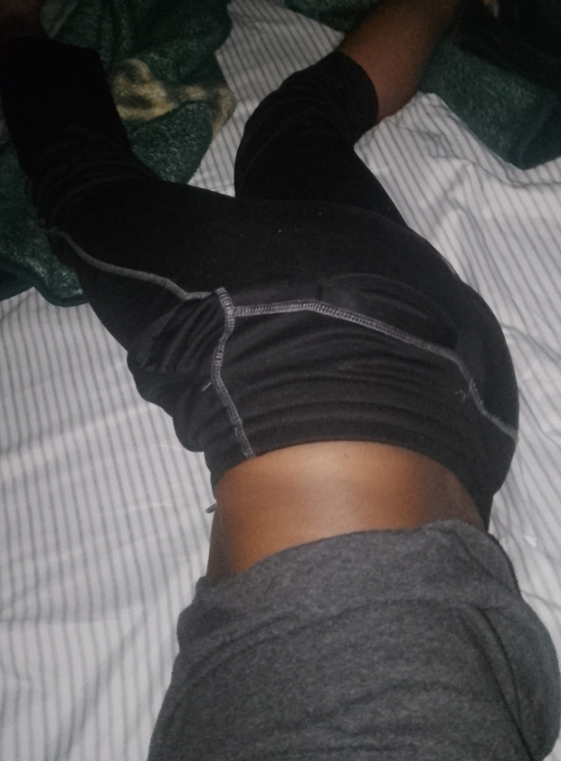Cute Latina with tight sweatpants and butt