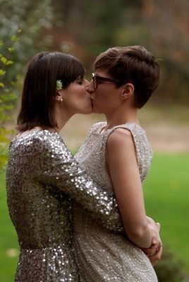 Kiss