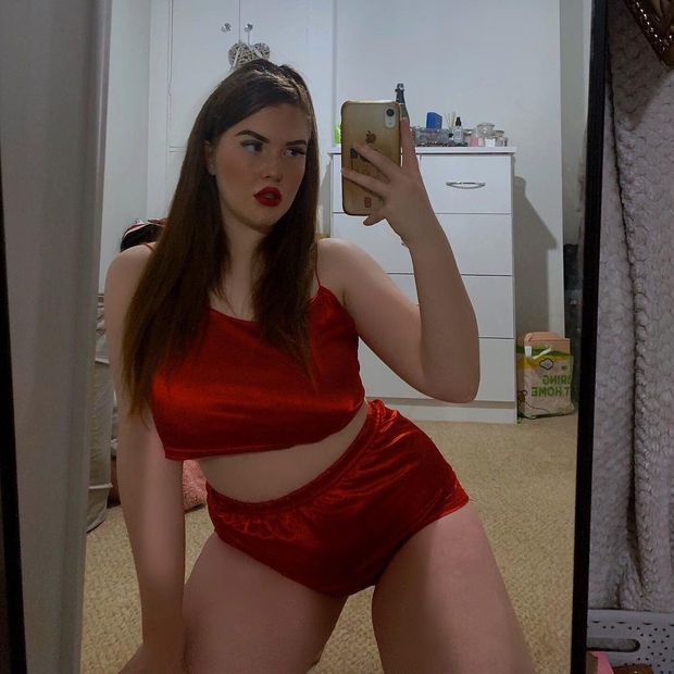 Big Tits Holly 6