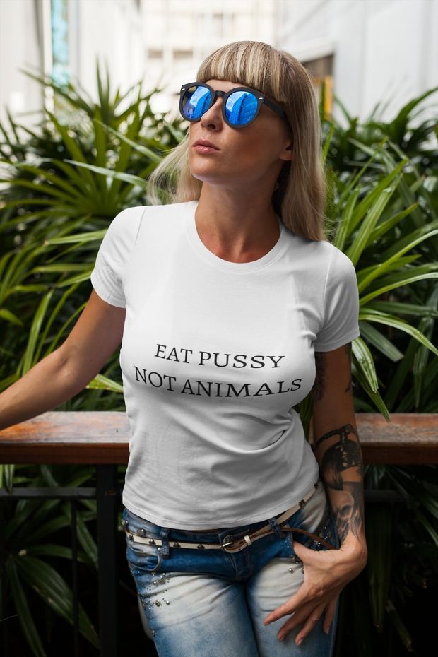 Big Boobs let's her desires be known - help her!