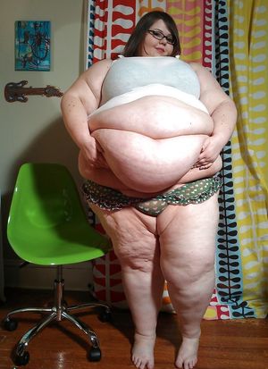 C'mon Grandpa I'm holding my belly so you can pull my panties off and fuck me real good!