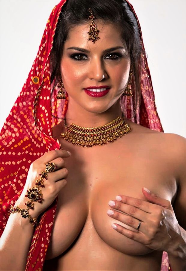 I think this married Indian slut is the most gorgeous woman I've ever seen!  She is stunning!