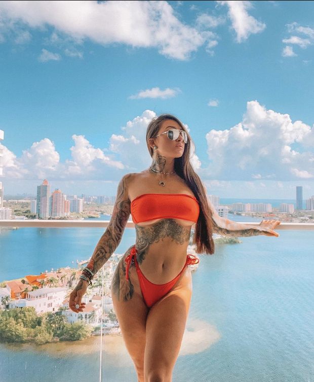Gorgeous Tattooed Fitness Model