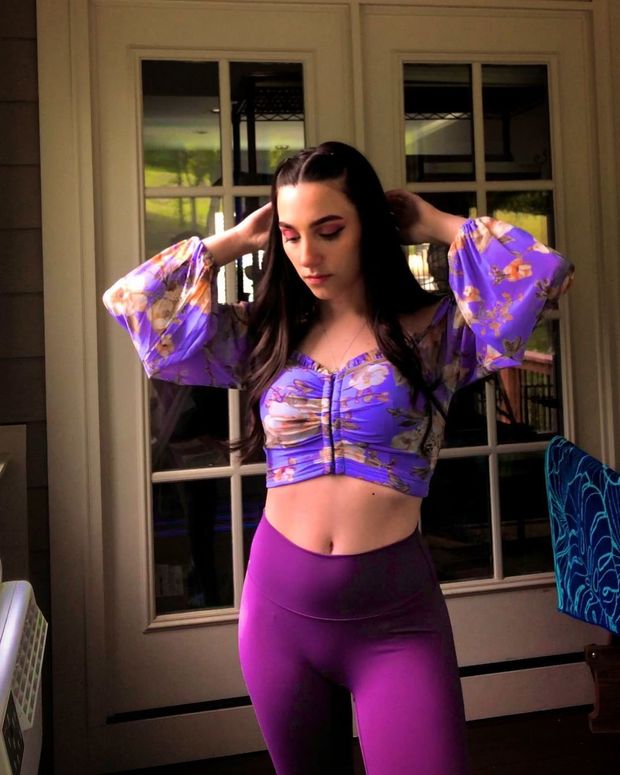 Face it, you would eat her pussy