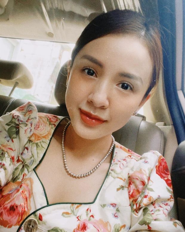Asian Vietnamese Selfie - Kiều Max