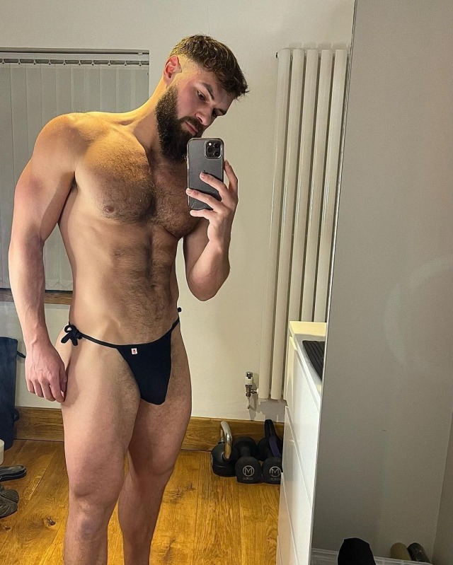 Chris Bayton