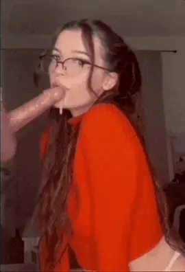 Daughter loves watching TV blowing dad n brothers cocks... shes a thirsty one