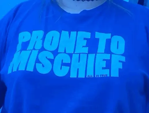 Nice tits under a perfect T-shirt