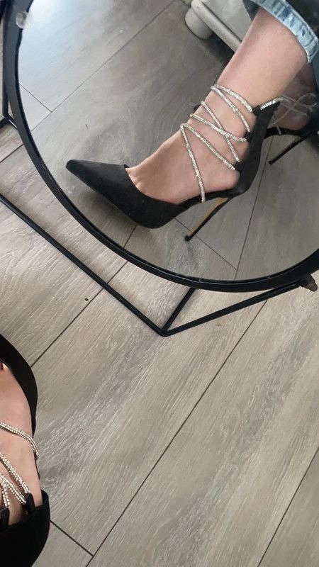 Please cum on my shoes