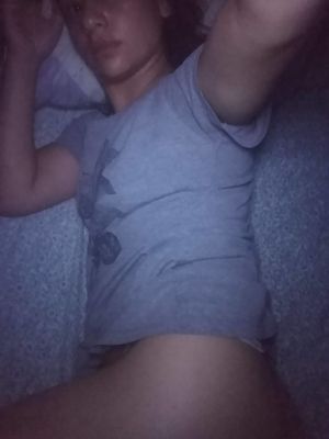 sexy girlfriend nudes