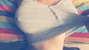 reveal bouncing boobs