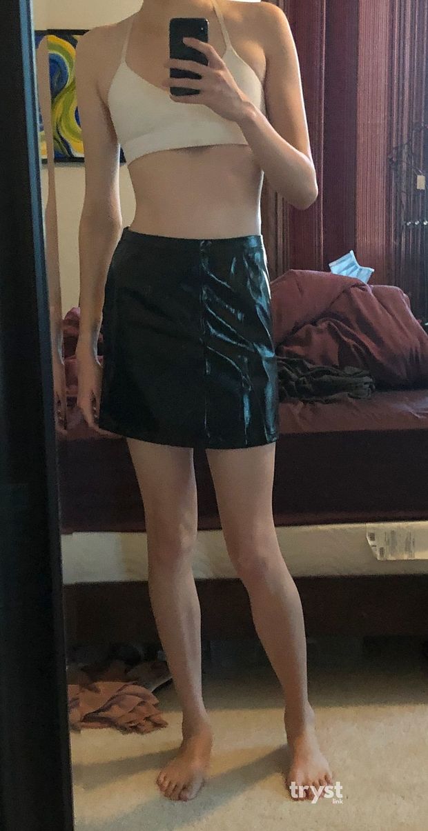 Sweet Jane 6’7 giantess