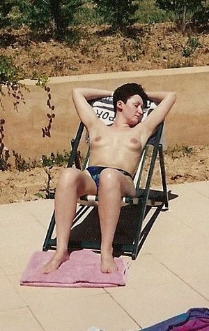 Relax and let the neighbours do the talking