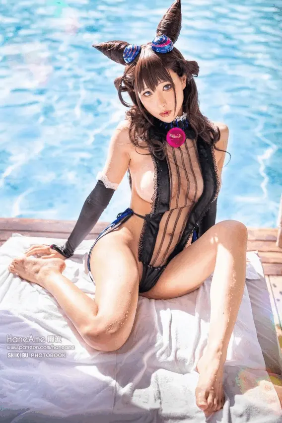 Sexy Ass Asian Pool Cosplay