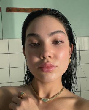 Amanda khamkaew asian whore is begging for cum
