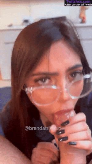 Sexy Model Deep Throats