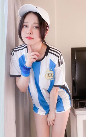 Chinese cheerleader # 1