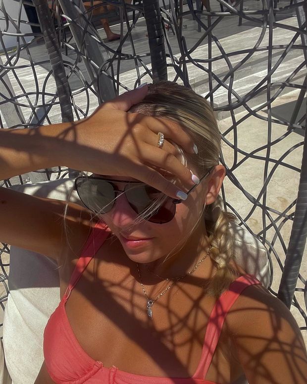 Sexy Lily