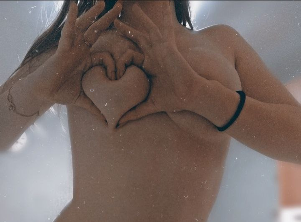 Nude Girlfriend