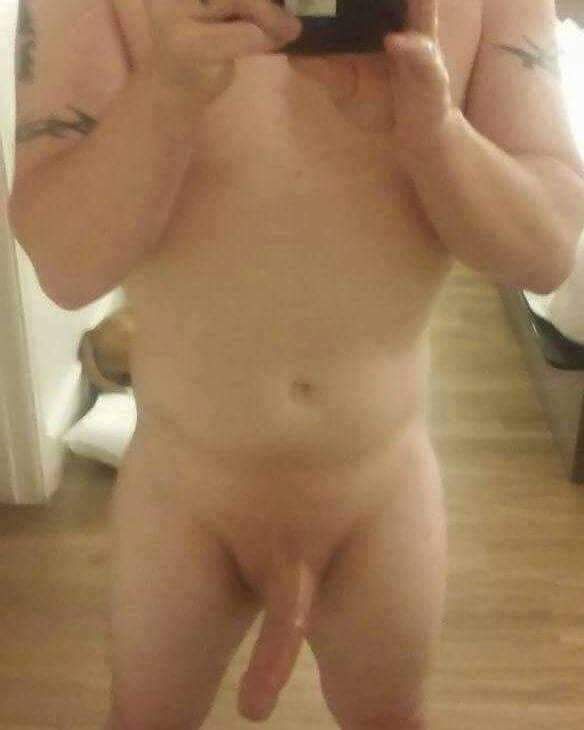 Athletic white dude with an 8 inch cock
