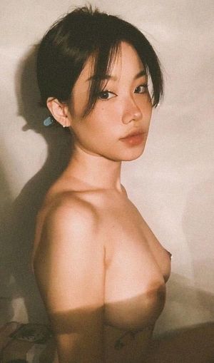 Vintage asian babe