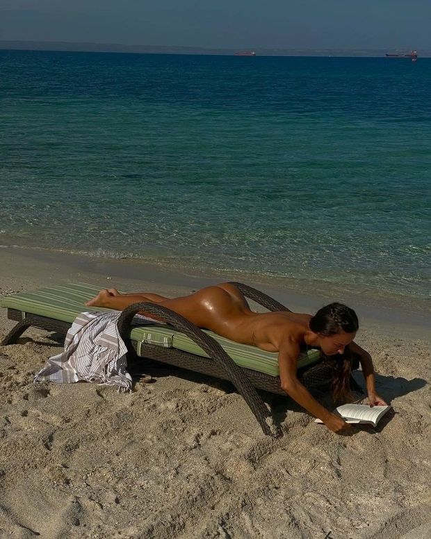 Beach Bookworm