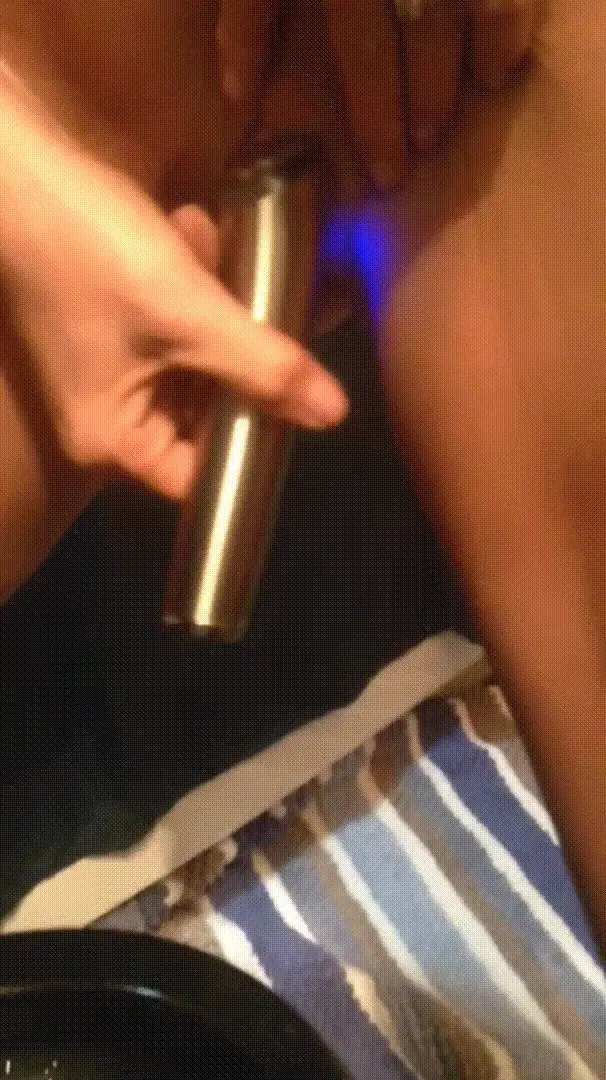 Wife shaving her pussy bald