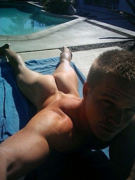 Ass selfie