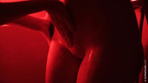 Going down to the pussy