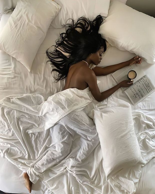 Ebony 011
