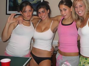 hot chicks at a college party
